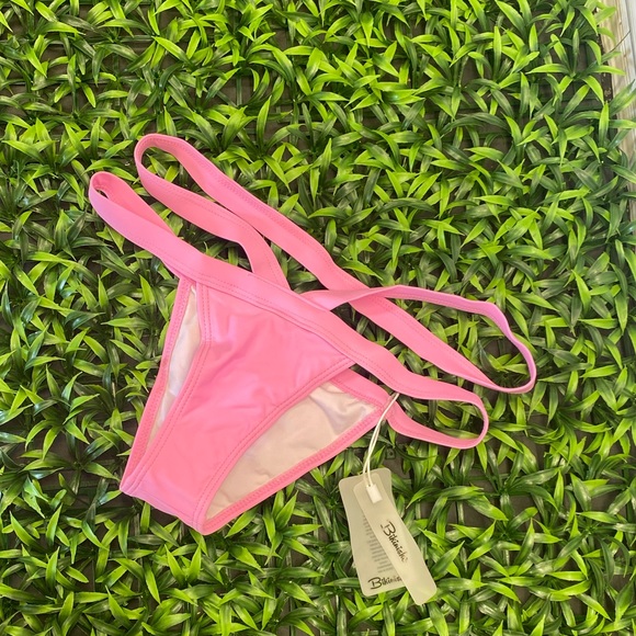 👙NWT Bikinishe Pink 2 piece sexy triangle bathing suit. - Picture 5 of 8